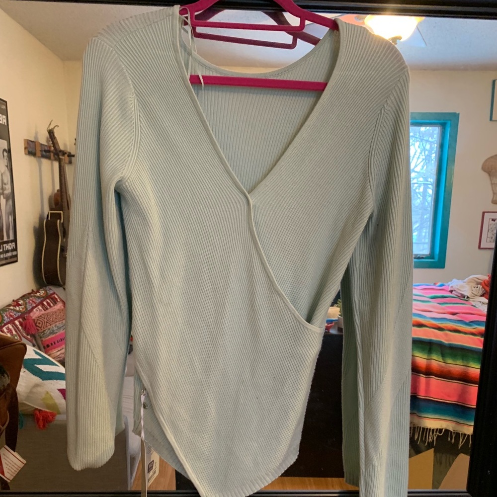 Lululemon NWT Mint Wrap it Back Sweater